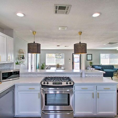 Charming Phoenix Home With Patio About 3 Miles To Dtwn! Buitenkant foto